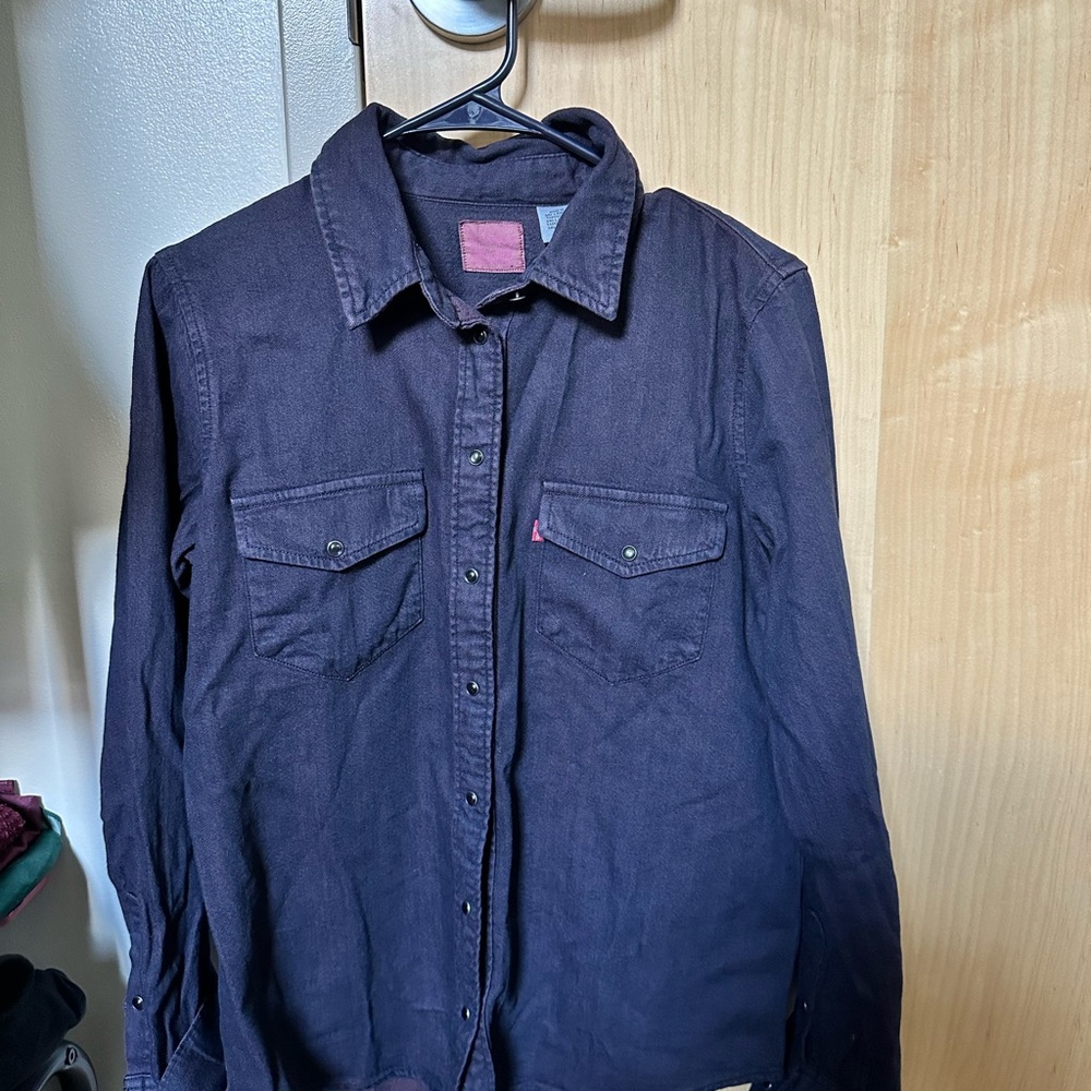 Levi’s Button-Up Shirt